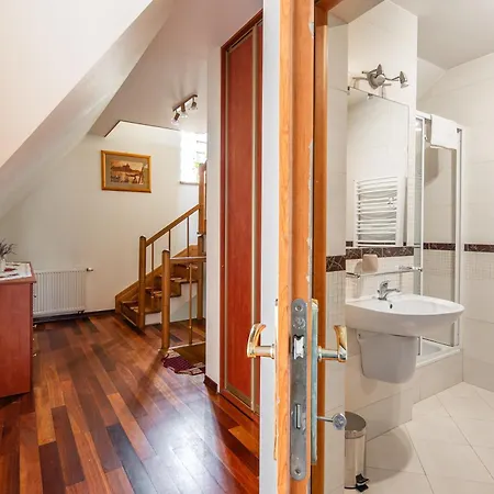 Za Strugiem Apartment *