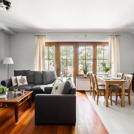 Za Strugiem Apartment Zakopane