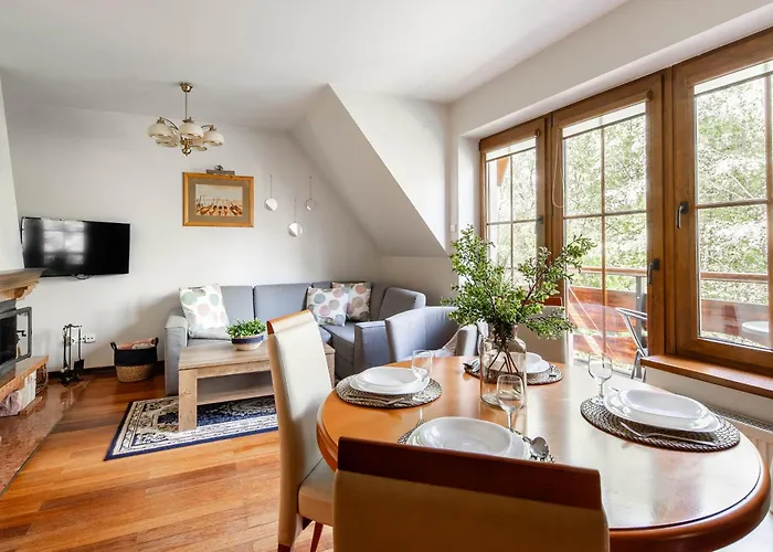 아파트 Za Strugiem *